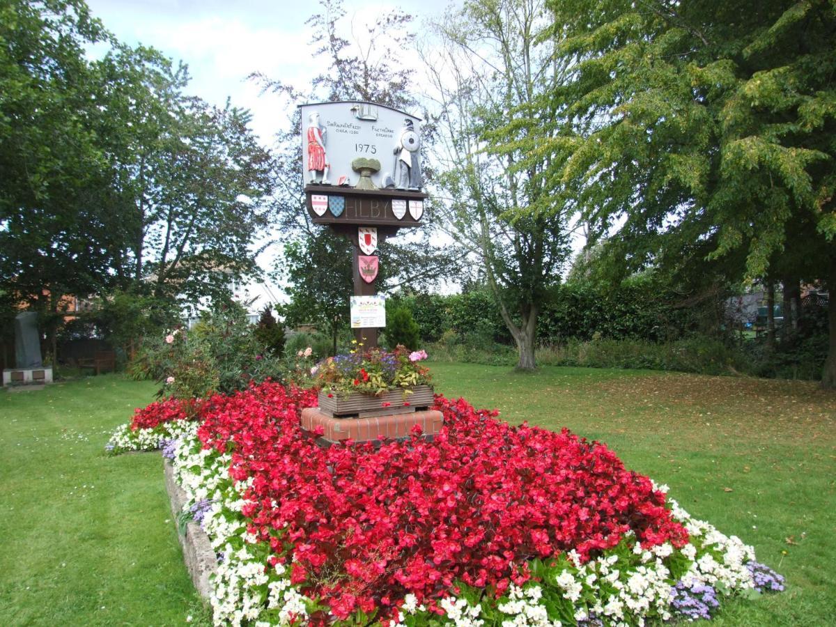 Charming Woodland Lodge 2 Person 1 Bedroom Great Yarmouth Exterior foto